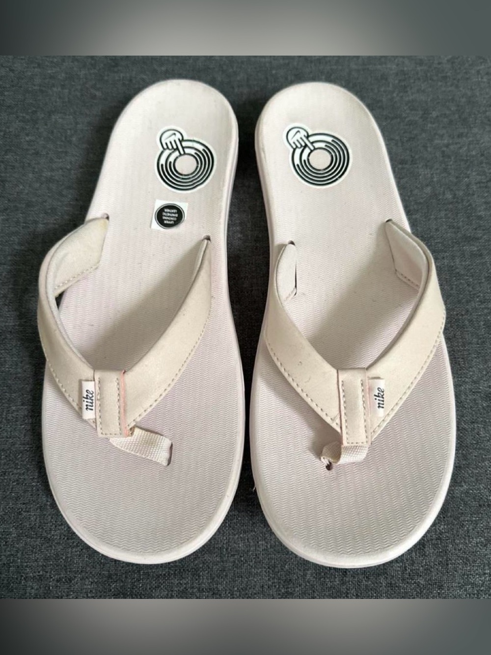 Nike Bella Kai Thong Flip Flops Barely Rose Size 8 Brand New!